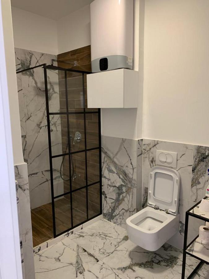 Ema'S Apartment Shkodër Екстериор снимка